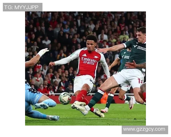 阿森纳双中卫接连受伤仍保持零封战绩赛季至今仅失7球表现惊艳
